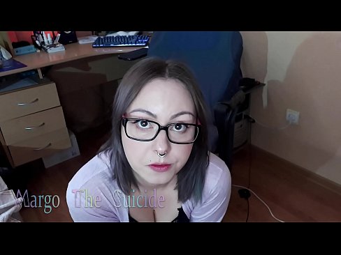 ❤️ Seksikäs tyttö lasit päässä imee dildoa syvälle kameraan ❤️ Porno at fi.hentai-id.ru